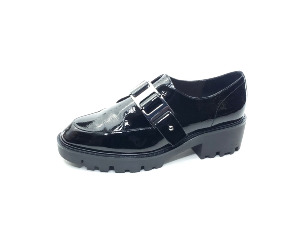 Donald J Pliner Eames Womens Loafers Black Patent Leather Lug Sole Size 7.5